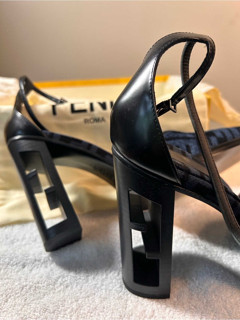 Fendi Black Navy FF Jacquard Slingback Pump Authentic! - Picture 7 of 16